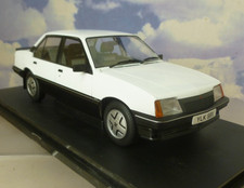 MCG 1/18 DIECAST 1981 VAUXHALL CAVALIER MK2 SRi UK RHD WHITE MCG18582 300 ONLY!!