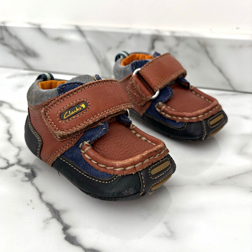Clarks first shoes hook loop - hook, &