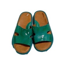 Born Women’s Teal Green