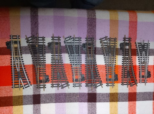 Hornby r612 left hand points - hornby,