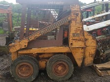 Case 1818 skidsteer bobcat digger dismantling !! Loader frame only !!