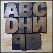 Vintage Letterpress Printing Wooden Blocks 8.4 cm High
