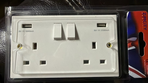 1xdouble wall plug - wall,