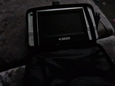 CURTIS dvd 7" LCD Display Portable In Car DVD Player 1 screen 