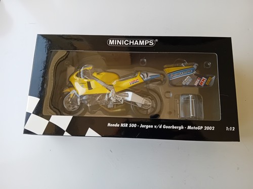 Minichamps honda nsr 500 - 12,