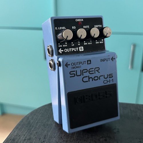Boss super chorus guitar - super,