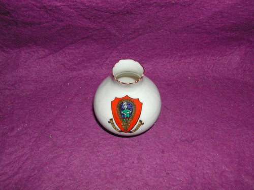 Goss crested china neots - crested,