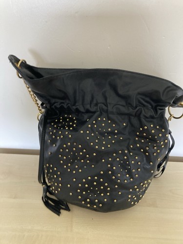 Black gold bucket - black,