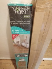 Walnut laminate flooring packs