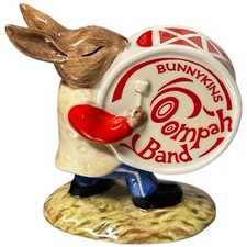 Royal Doulton England BUNNYKINS Porcelain Figurine Drummer Oompah Band DB26