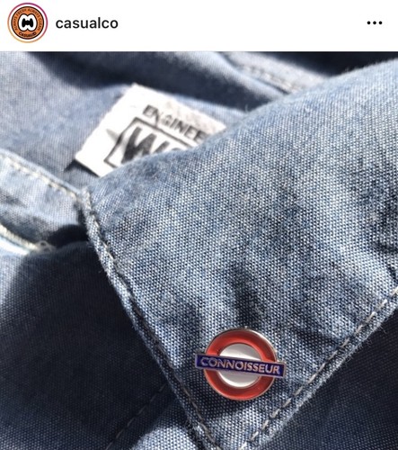 Casual connoisseur pin badge - casual,