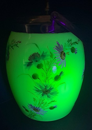 Biscuit jar opaline - , uranium