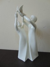 Royal Doulton - The Gift of