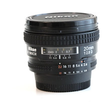 Nikon AF Nikkor 20mm f2.8 D FX
