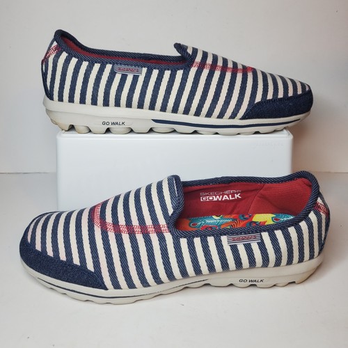 Skechers slip trainers go - slip-on,