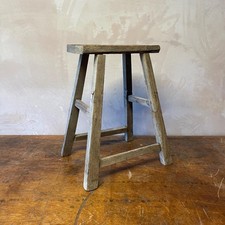 VINTAGE RUSTIC ANTIQUE WOODEN