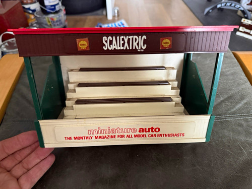Scalextric trackside - r.60,