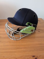 Boys Cricket Helmet Kookaburra Size Junior 56-58cm