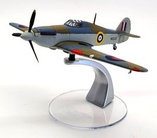 Corgi 1/72 Scale Model Aircraft AA32017 - Hawker Hurricane 1B W9220 880 NAS