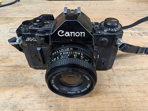 Canon 35mm slr - slr, camera