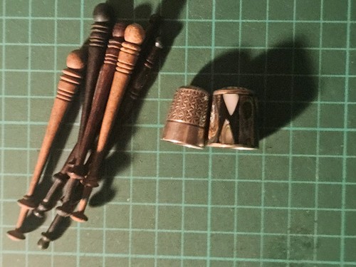 Vintage sewing thimbles - 2,