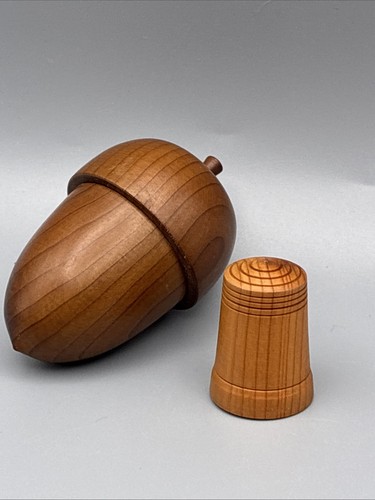 Vintage treen hand - treen, turned