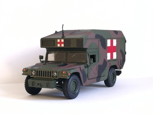 Hummer military off-road