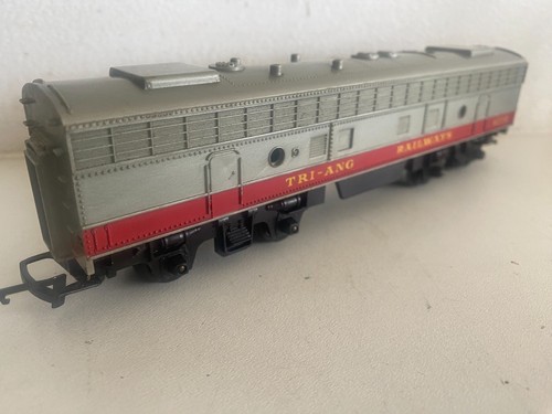 Triang r58 silver red - r58,