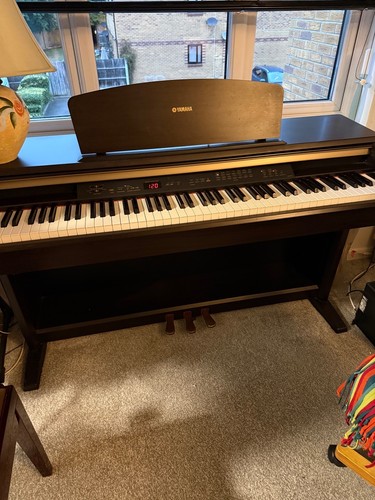 Yamaha ydp 223 - digital, piano