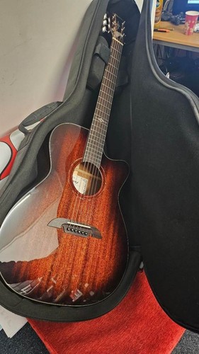 Alvarez masterworks mf66ce - masterworks,