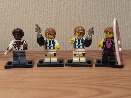 Lego cmf series 4 - x,