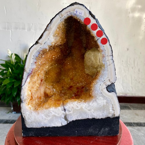 59lb natural citrine - citrine, geode