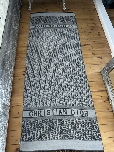 Beautiful grey long scarf - beautiful,