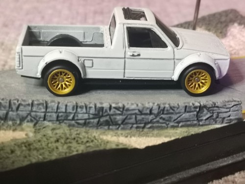 Modified hot wheels - -,
