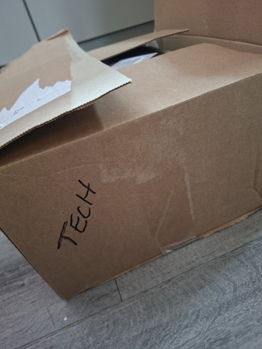 Mystery box tech - -,