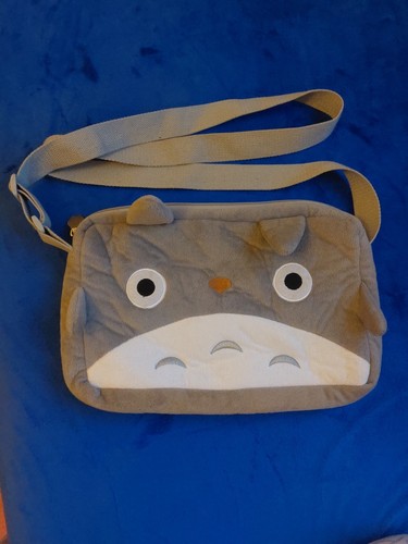 Totoro studio ghibli - totoro, side