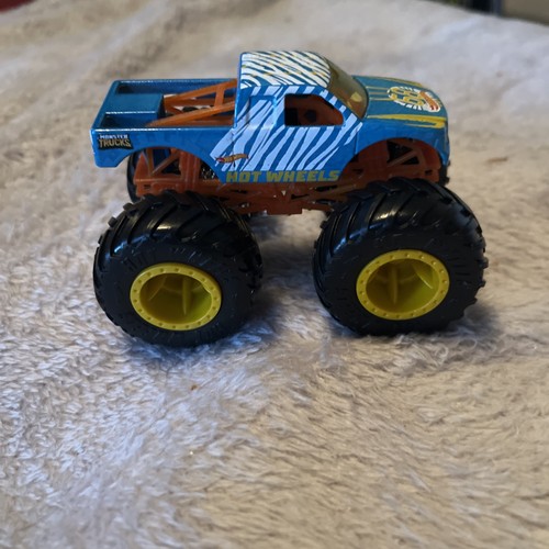 Hot wheels diecast - 1/64,