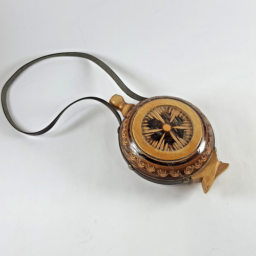 Vintage handcarved wooden - vintage,
