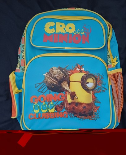 Large multi compartment minion - compartment,