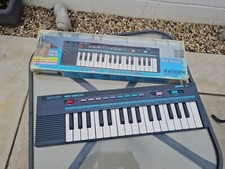 Vintage Retro Bontempi Europa ES 3200 Digital Electronic Keyboard