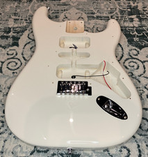 Squier stratocaster - squier, –