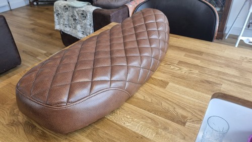 Triumph bonneville t100 - triumph, seat