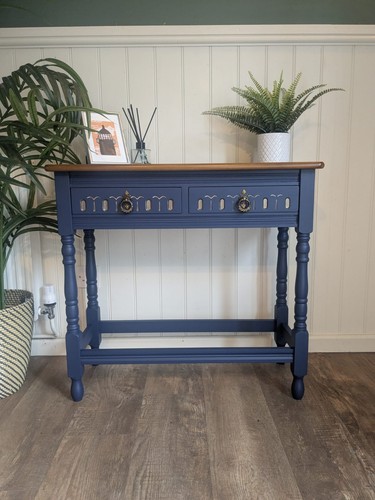 Hallway console table upcycled - table,