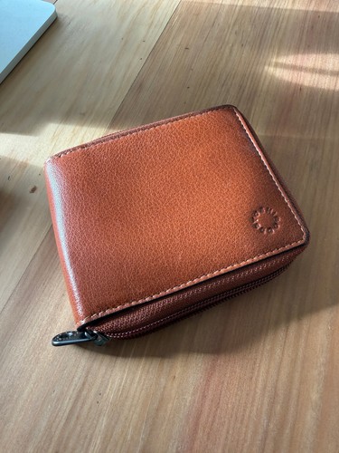 Yoshi leather zip around brown - zip,