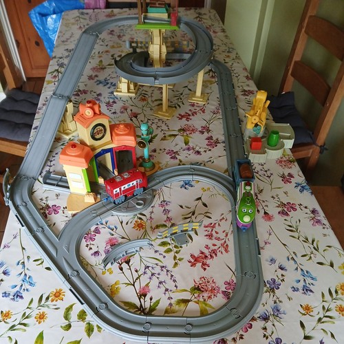 Chuggington train set playset - train,