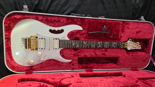 Ibanez jem7vwh steve vai - ibanez,
