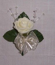 single rose buttonhole with