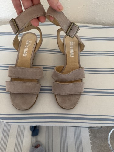 Clarks originals beige suede - originals,