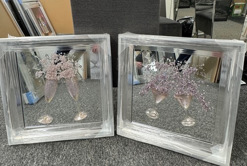 Champagne martini duo - &, wall