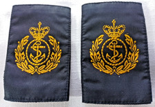 BRITISH ROYAL NAVY - RN - CHIEF PETTY OFFICER - SLIDES EPAULETTES - MATERIAL.